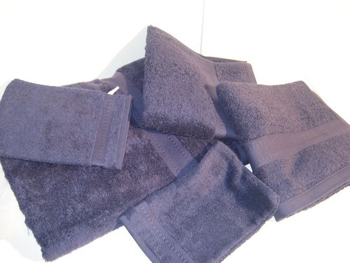 lingerie,livres de boutis,livres de broderie,livres de point de croix, loisir créatif, marseille, mercerie, montpellier, nimes, 